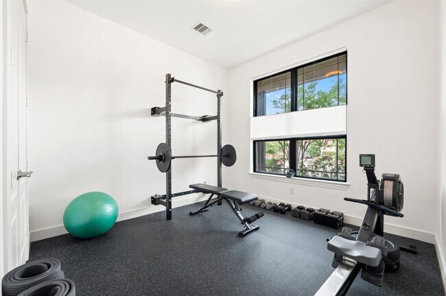 Building Photo - 1053 Bat Hawk Ct