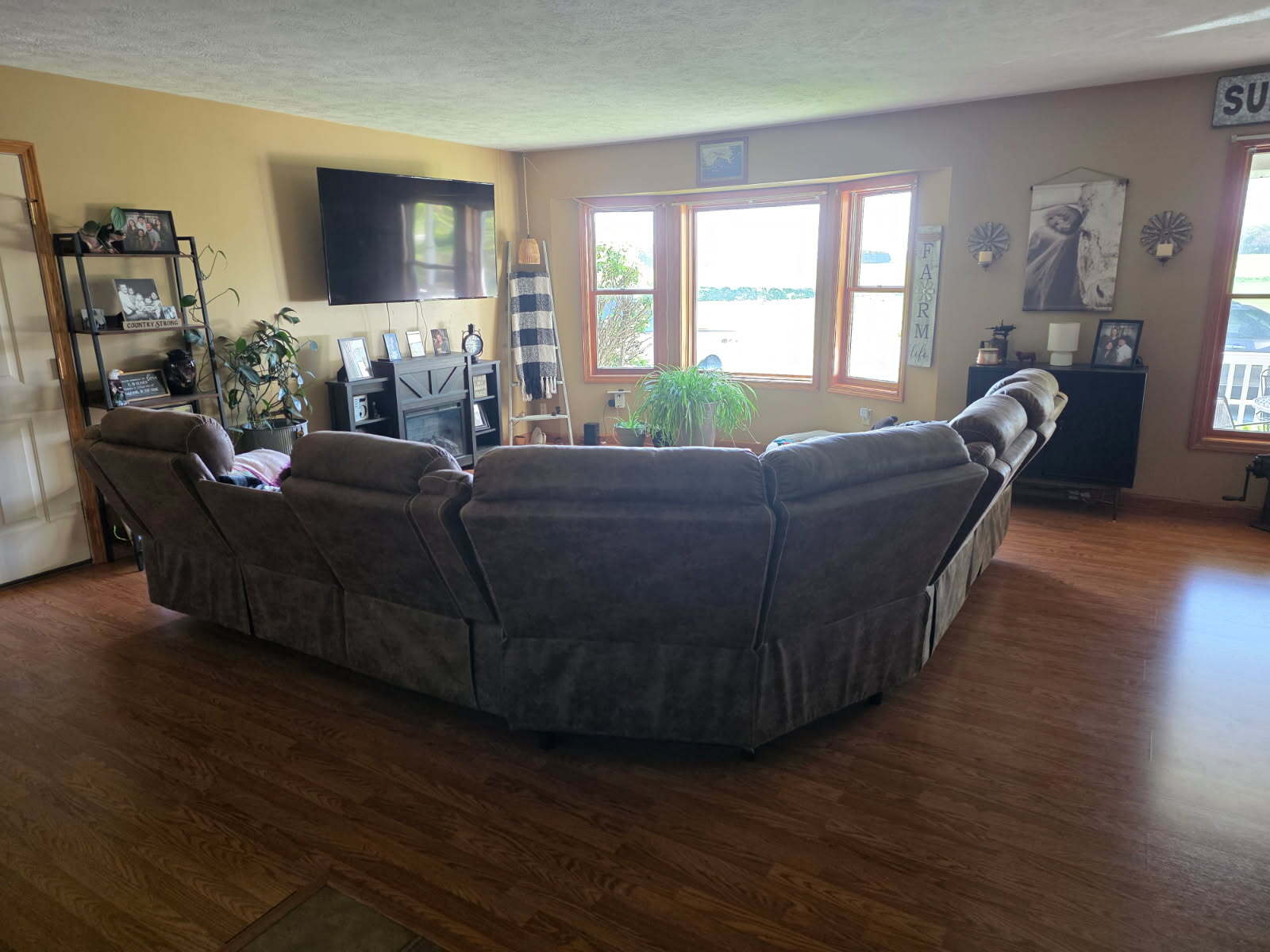 Building Photo - 1638 E 100 N