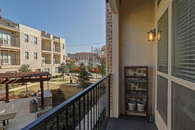 Building Photo - 1310 Palm Canyon Dr