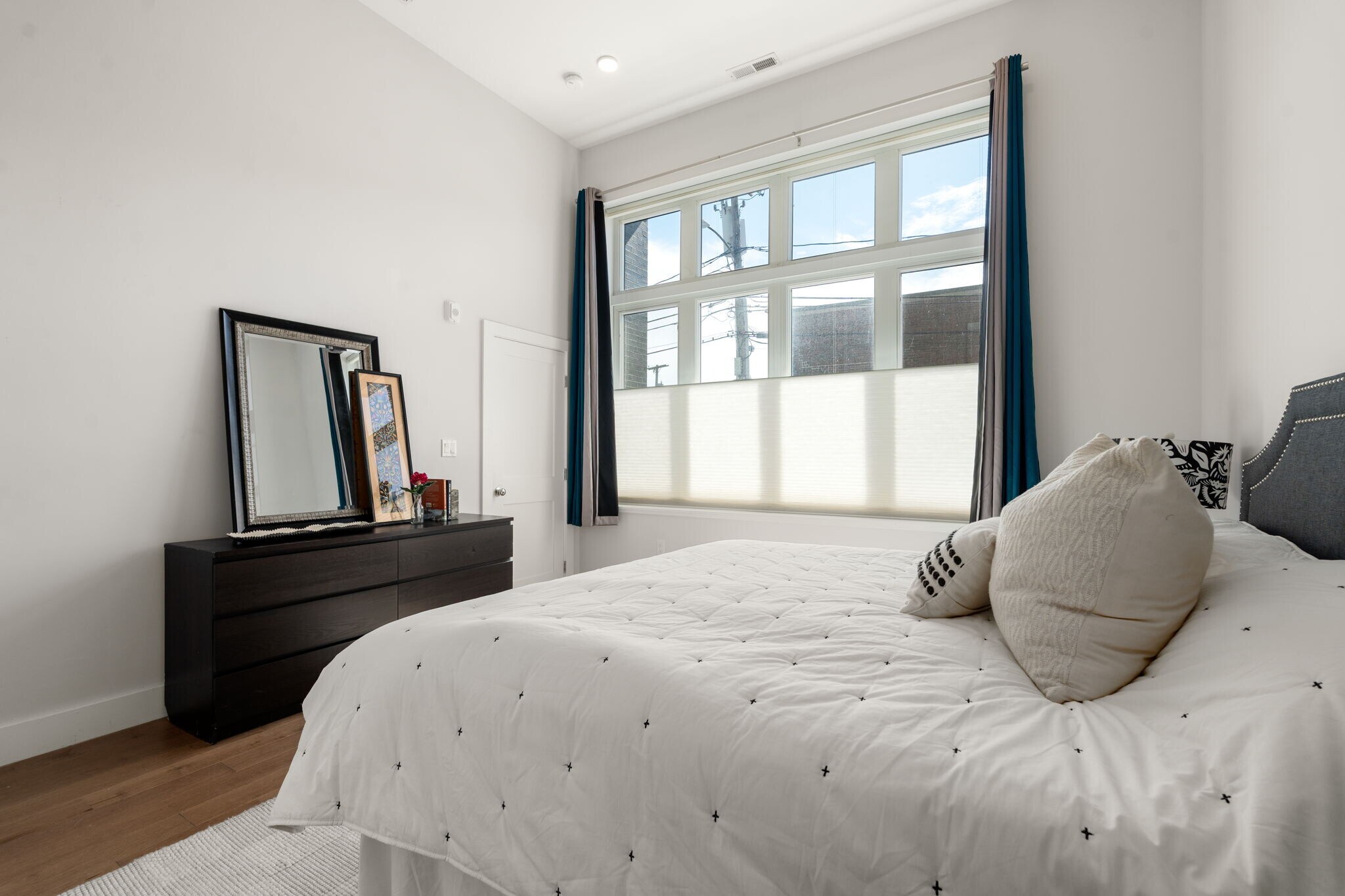 Building Photo - 50 Hichborn St