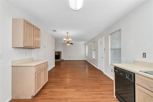 Building Photo - 5224 Royal Burgess Dr