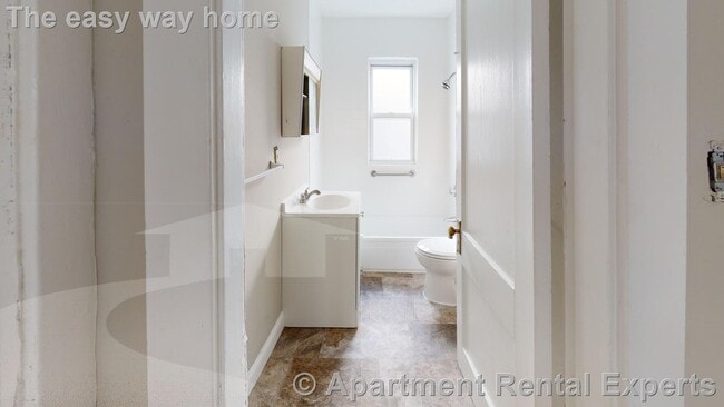 Building Photo - 5 Edgar Terrace