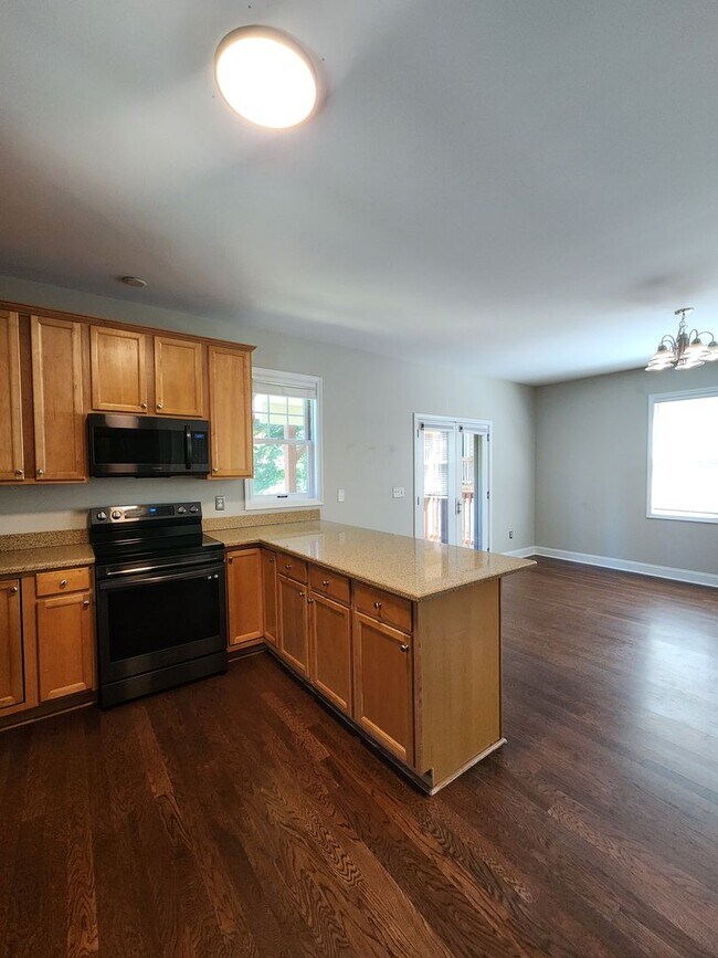 Building Photo - Montford Rental-Asheville