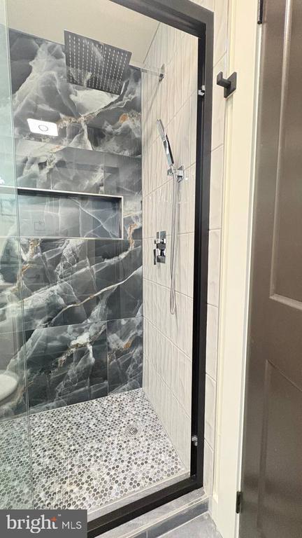 Building Photo - 13223 Hawthorn Ln