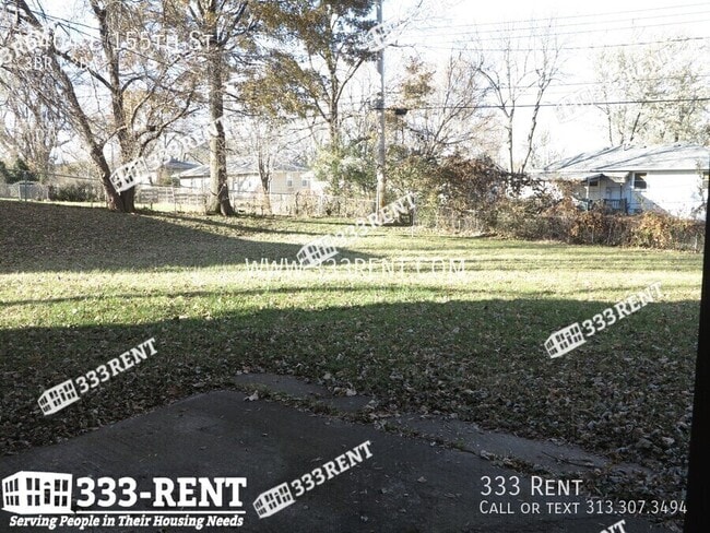 Building Photo - 6404 E 155th St