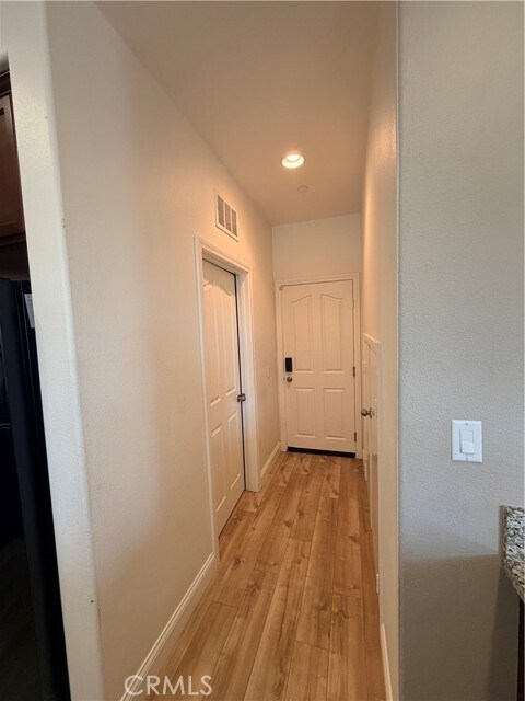 Building Photo - 3586 Bur Oak Rd