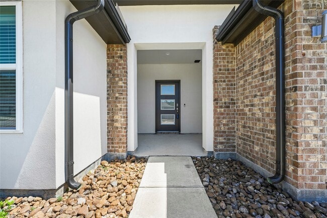 Building Photo - 14254 Black Cyn Ln