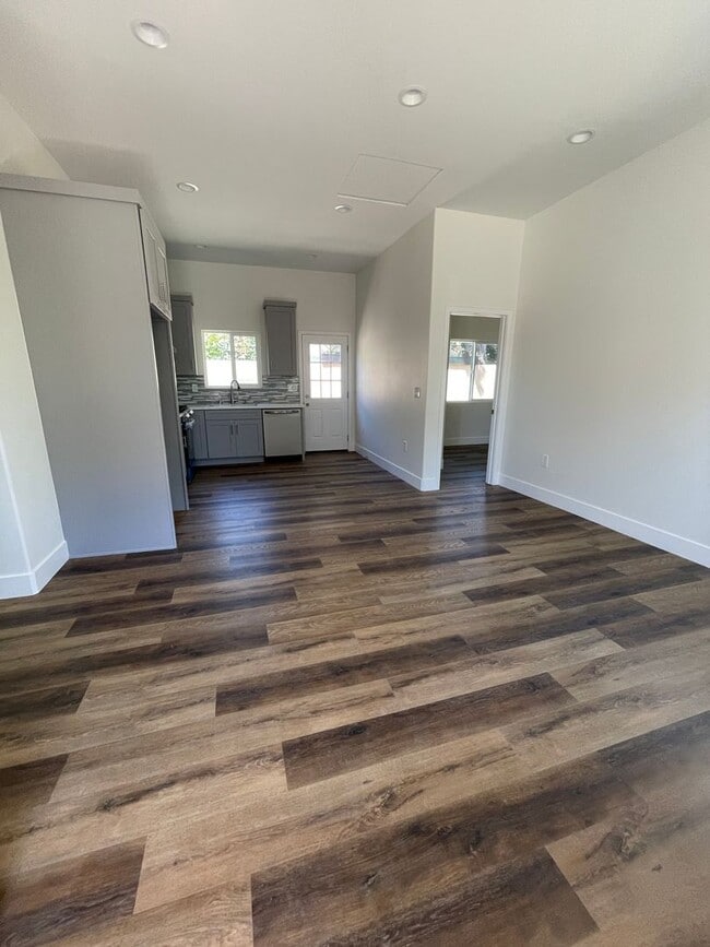 Building Photo - Brand New Construction - Great Fountain Va...