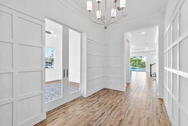 Building Photo - 12289 Waterstone Cir