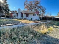 Building Photo - 3 Bed, 1 Bath Home for Rent-$1800