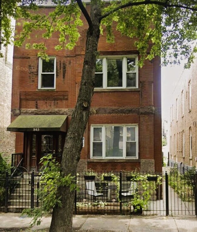 Building Photo - 843 N Winchester Ave