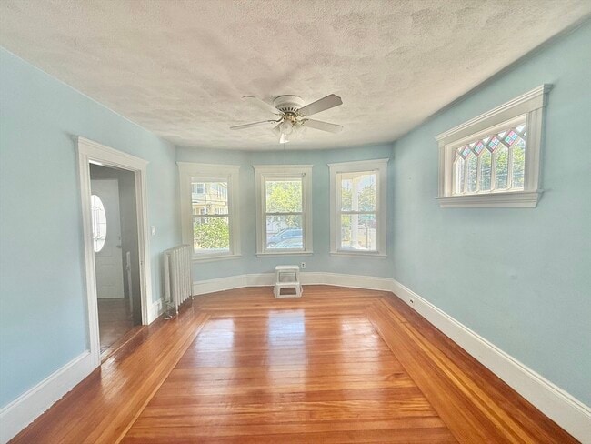 Building Photo - 41 Dunbar Ave