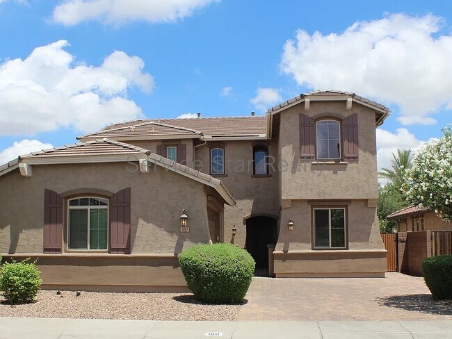 Primary Photo - 180 E Horseshoe Dr