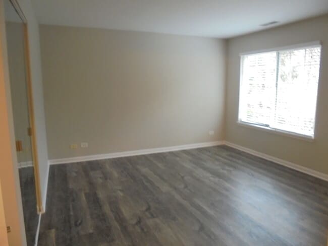 Building Photo - 3110 Ronan Dr