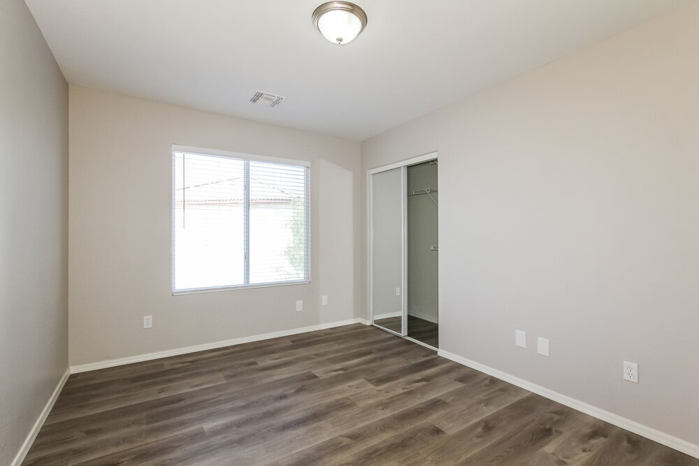Building Photo - 2408 S 90th Glen