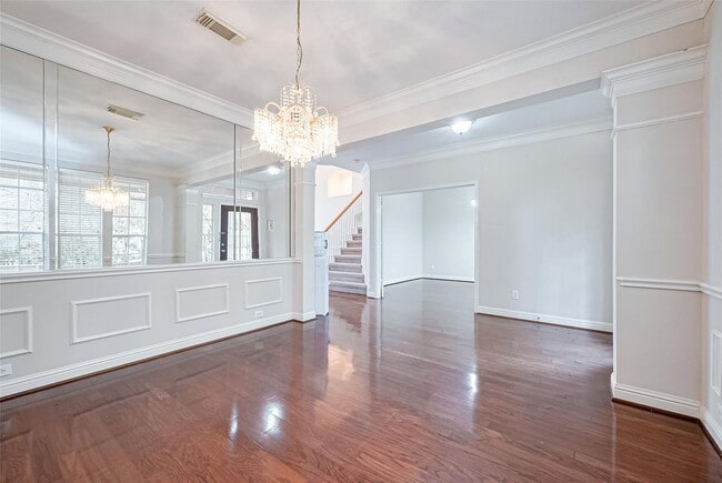 Building Photo - 5547 Cranston Ct