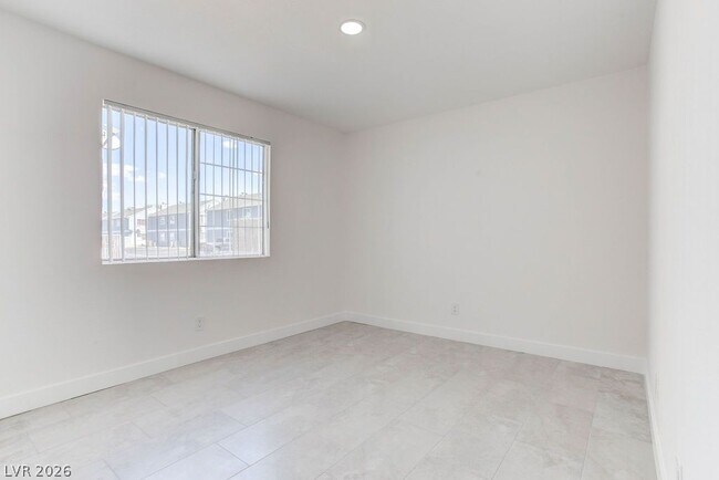 Building Photo - 1870 Nebula Dr