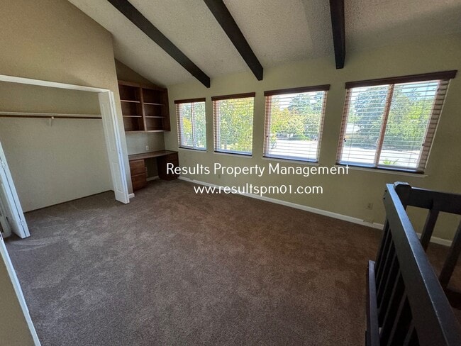 Building Photo - Rustic Rocklin 3 Bed Home