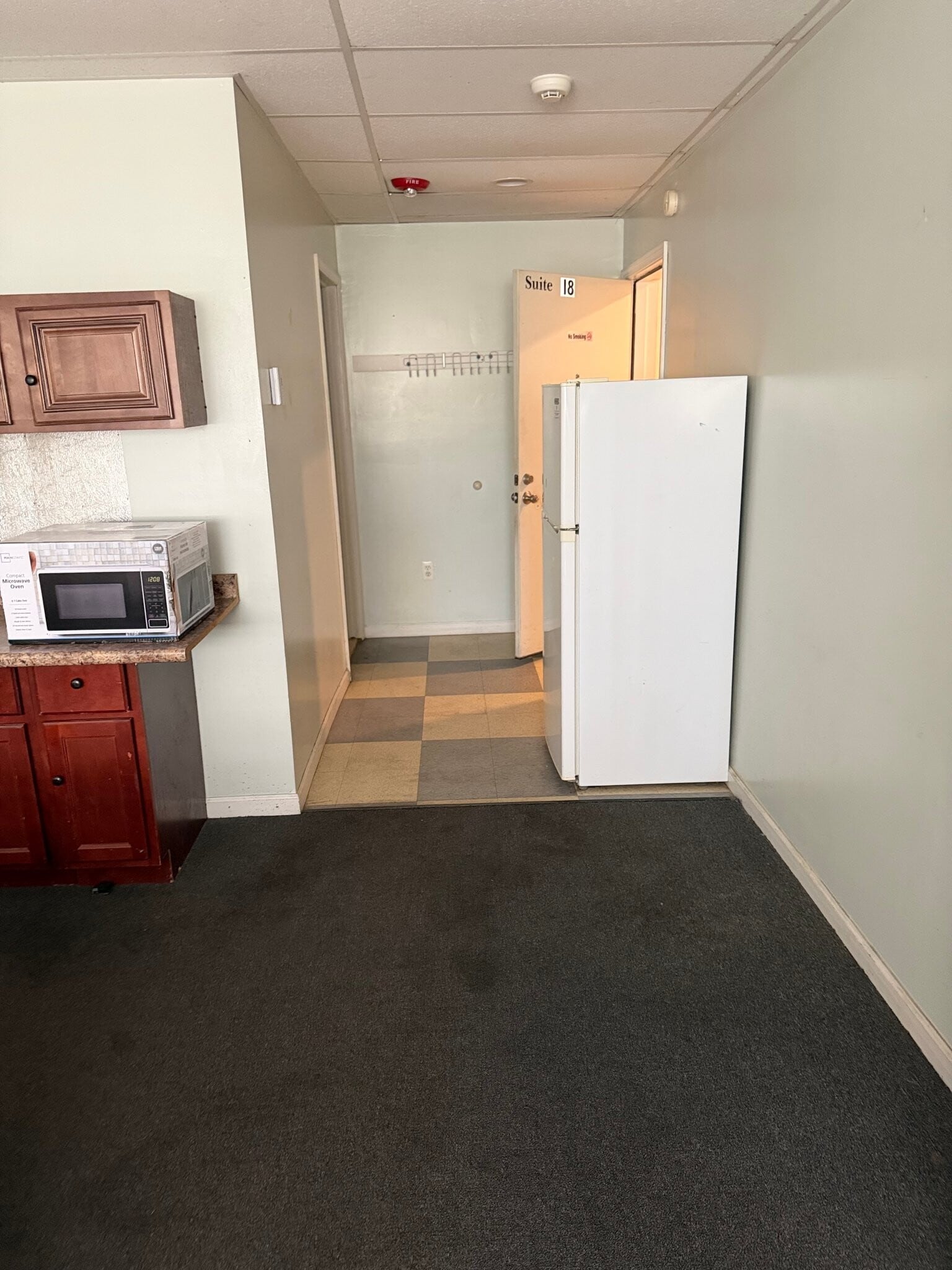 Building Photo - 1635 Centre Ave