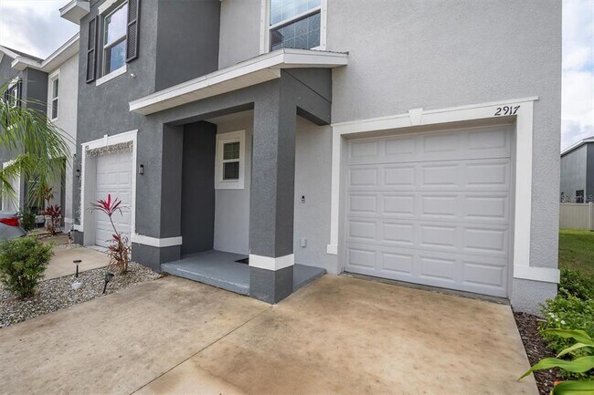 Building Photo - 2917 Suncoast Plains Dr