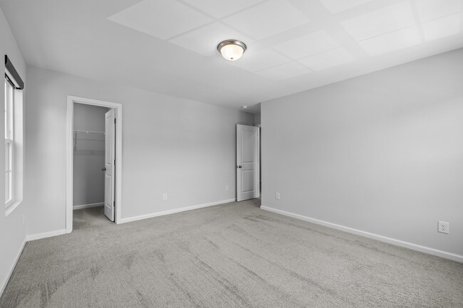Building Photo - 141 Gremar Dr.