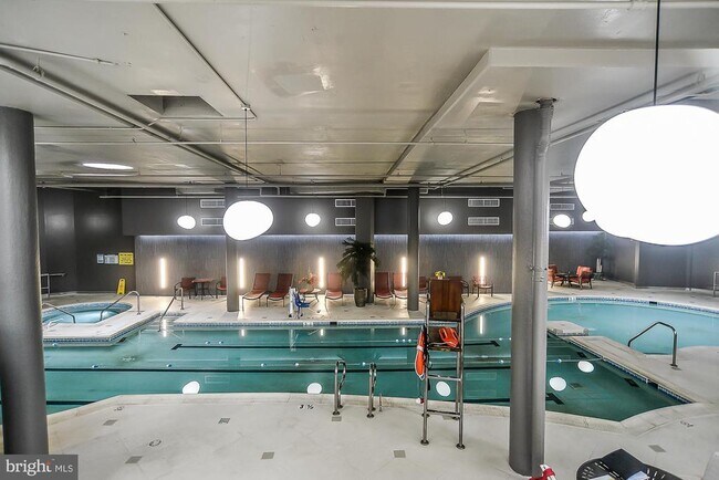 Building Photo - 8350 Greensboro Dr