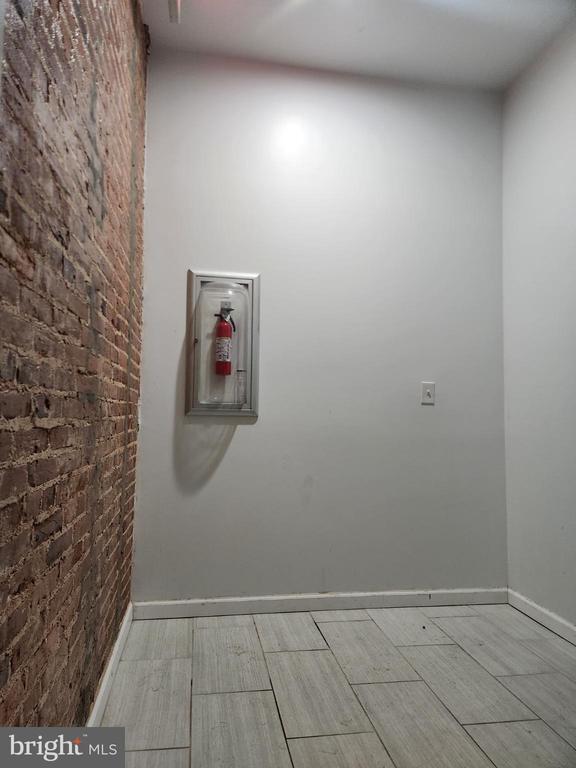 Building Photo - 1421 W Baltimore St