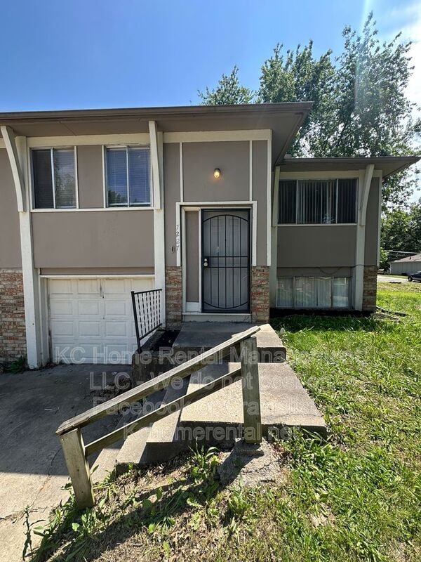 Building Photo - 7227 Gilmore Ave