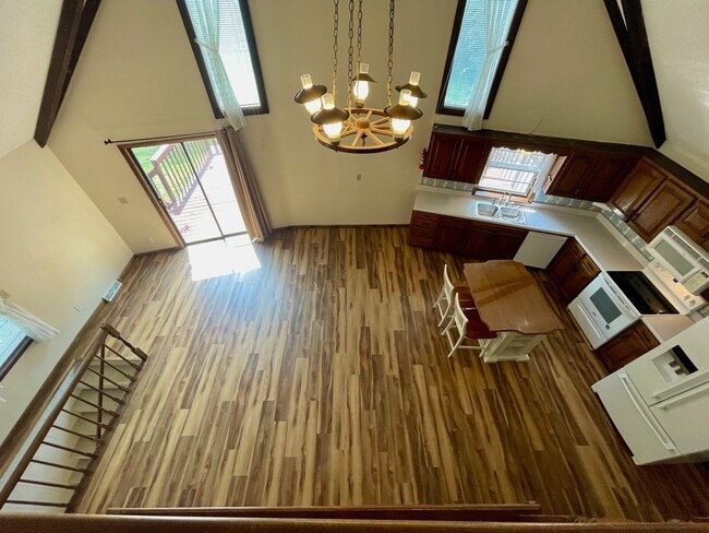 Building Photo - Unique 4 Bedroom Home on Dead-End Road w/ 6 Acres