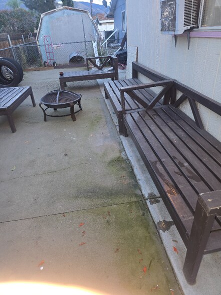 Building Photo - 44560 Grovewood Cir