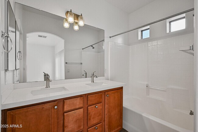 Building Photo - 4608 W Maryland Ave