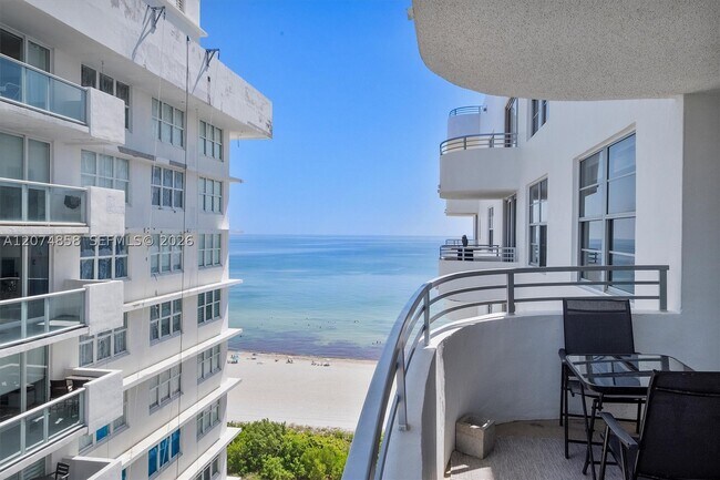 Building Photo - 5555 Collins Ave