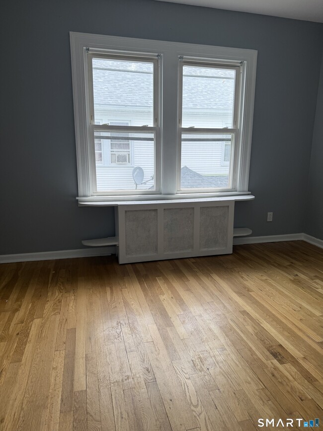 Building Photo - 34 Goodrich St