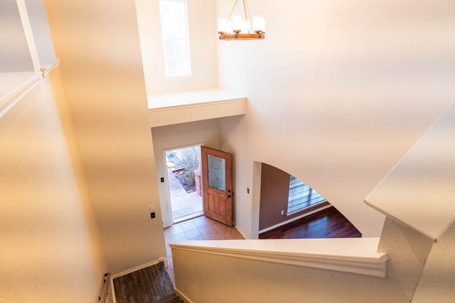 Building Photo - 404 Grisham Dr