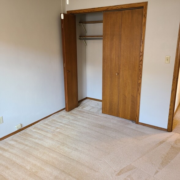 Spacious Closet - 761 Trailsway Ln