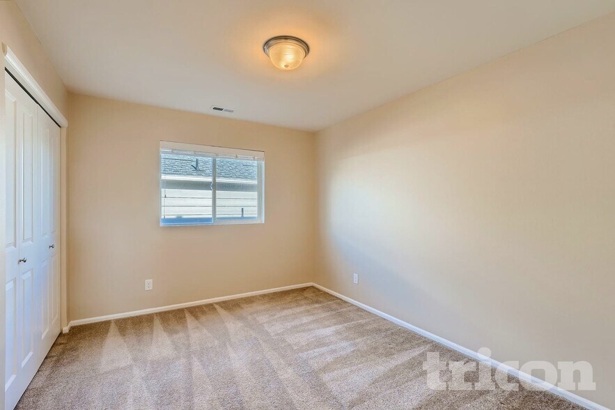 Building Photo - 6702 Udall Pl SE