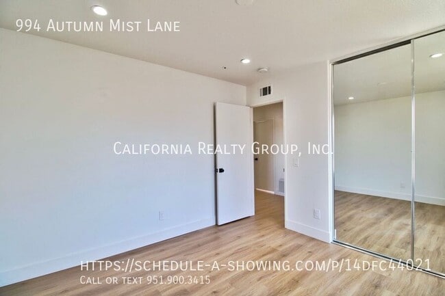 Building Photo - 994 Autumn Mist Ln