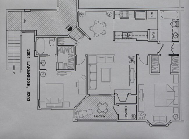 Building Photo - 2001 Lakeridge Cir