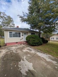 Building Photo - 2BD/2BA House in Hickory