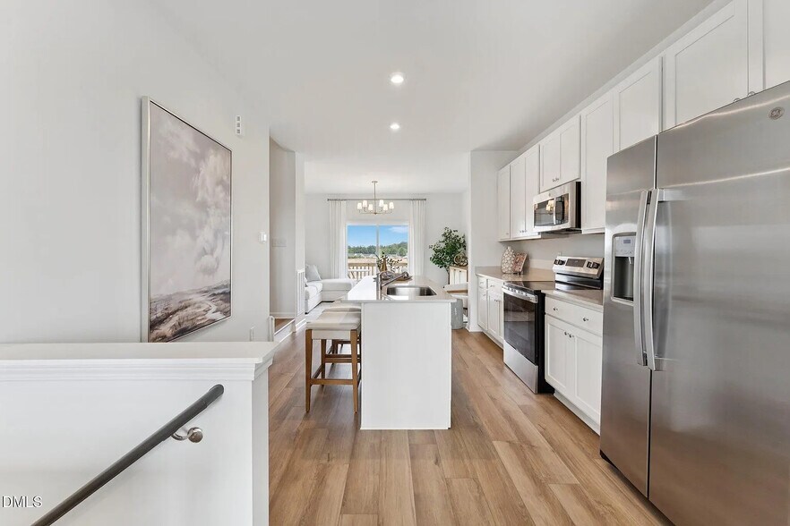 Building Photo - Room in Townhome on Bomore Rd