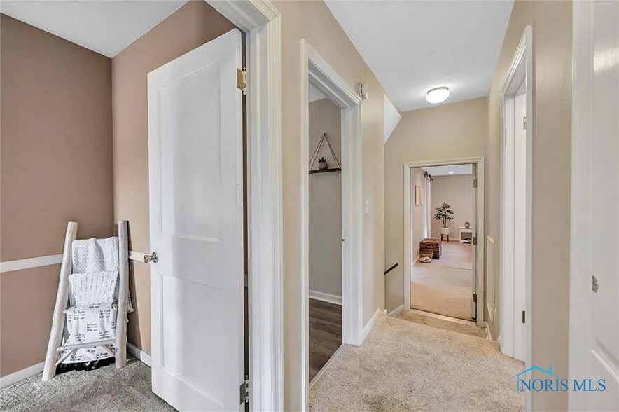 Building Photo - 2528 Aldringham Rd