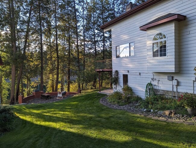 Building Photo - 134 Hanaford Rd