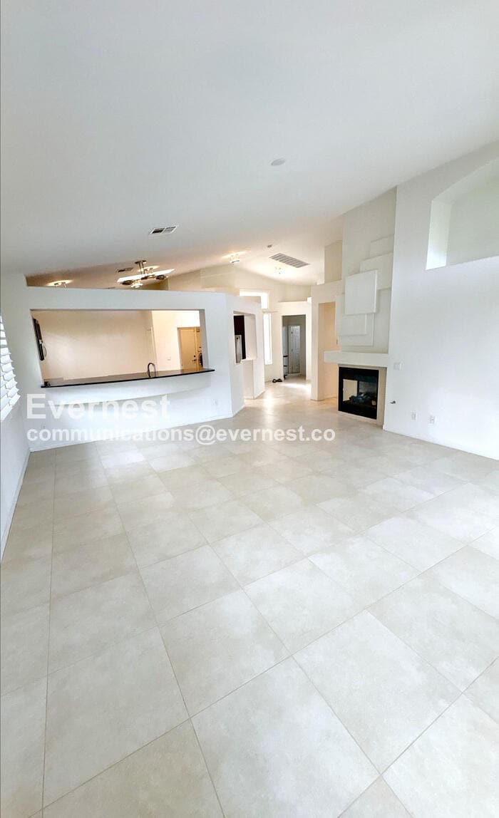 Building Photo - 752 Wigan Pier Dr