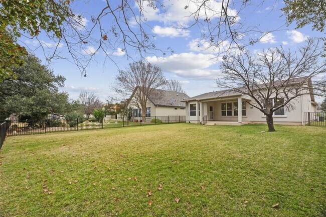 Building Photo - 121 Coreopsis Way