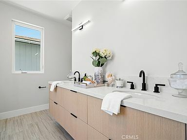 Building Photo - 603 Iris Ave