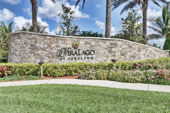Building Photo - 8840 S Miralago Way