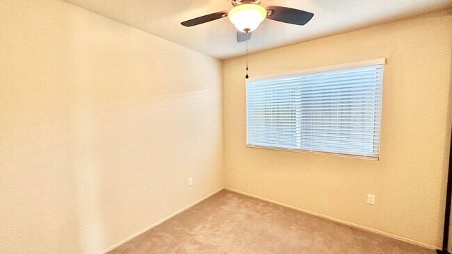 Building Photo - 730 Morro Rd