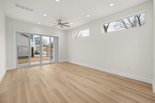 Building Photo - 6107 Richardson Ln