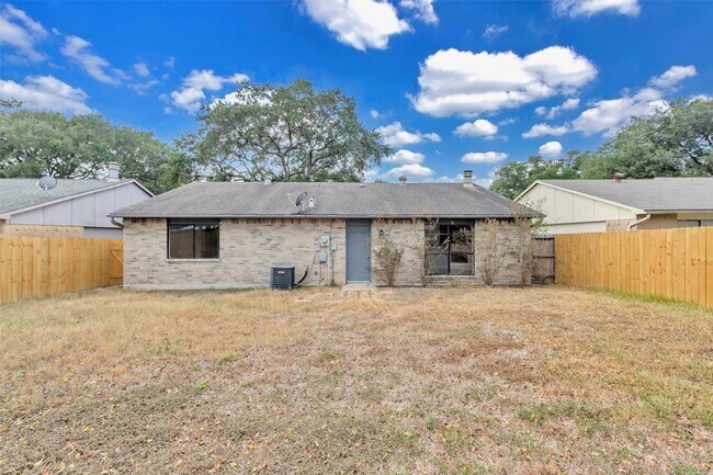 Building Photo - 4406 Kacee Dr