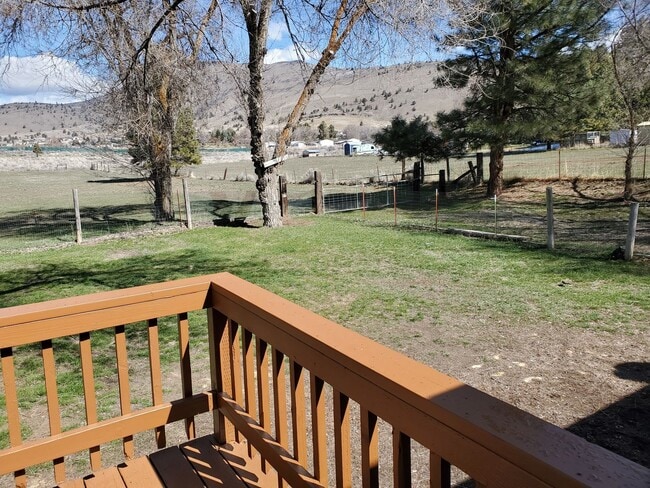 Building Photo - 5529 Shasta Way